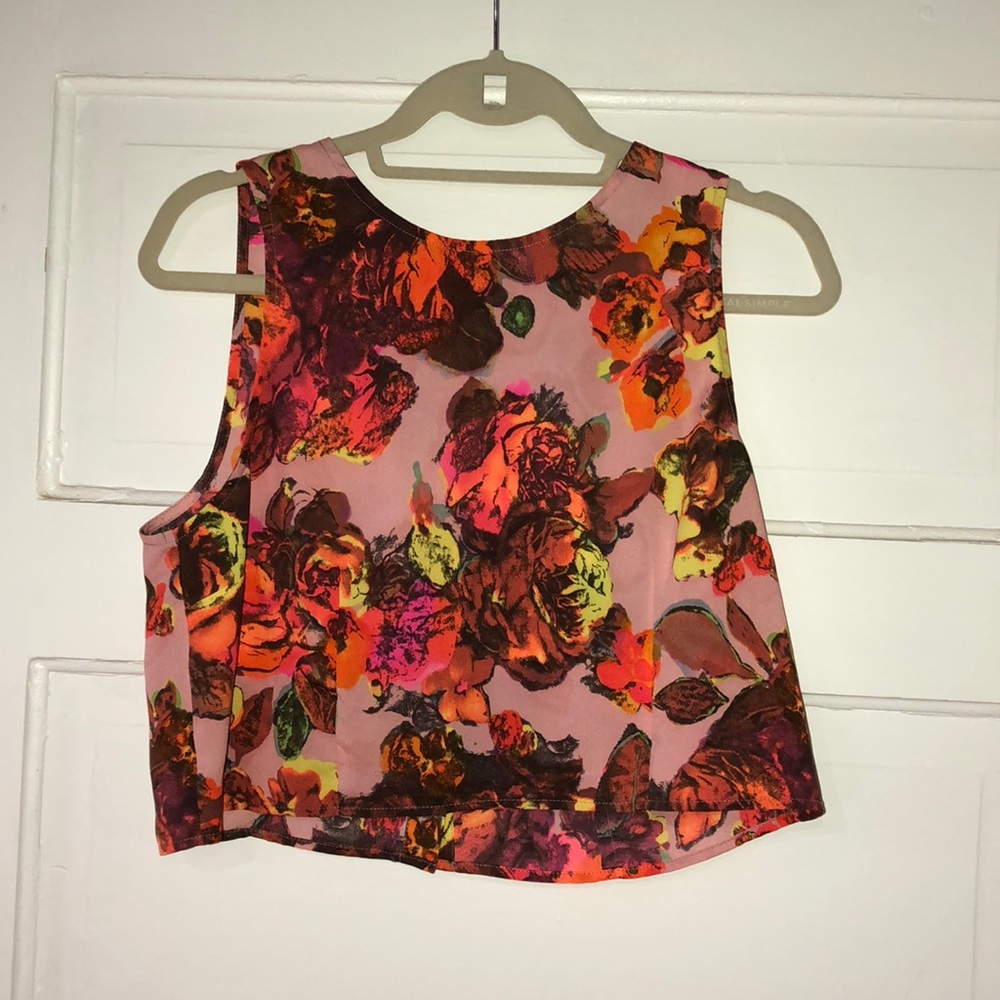 TOPSHOP floral print top US 4, EUC!!